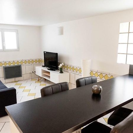 Clichy-sous-Bois Charmant 2 Pieces Moderne מראה חיצוני תמונה